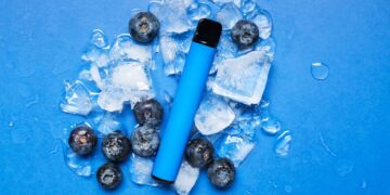 Berry vape dangerous lungs