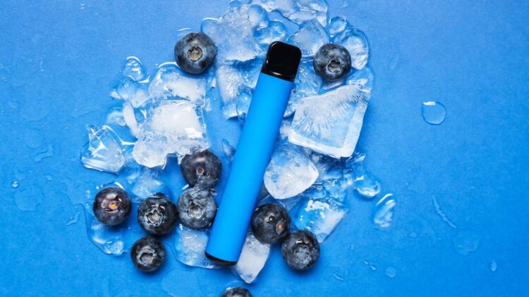 Berry vape dangerous lungs