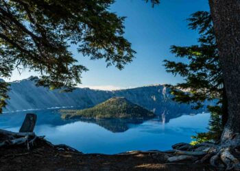 Crater Lake to Close its Only Water Access for Two Years.
