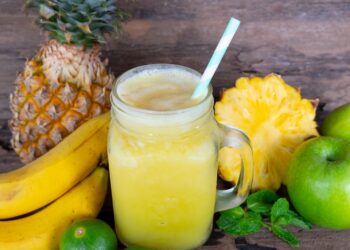 This All-Natural Smoothie Recipe Could Help Strengthen Your Ligaments and Fight Joint Pain at Any Age