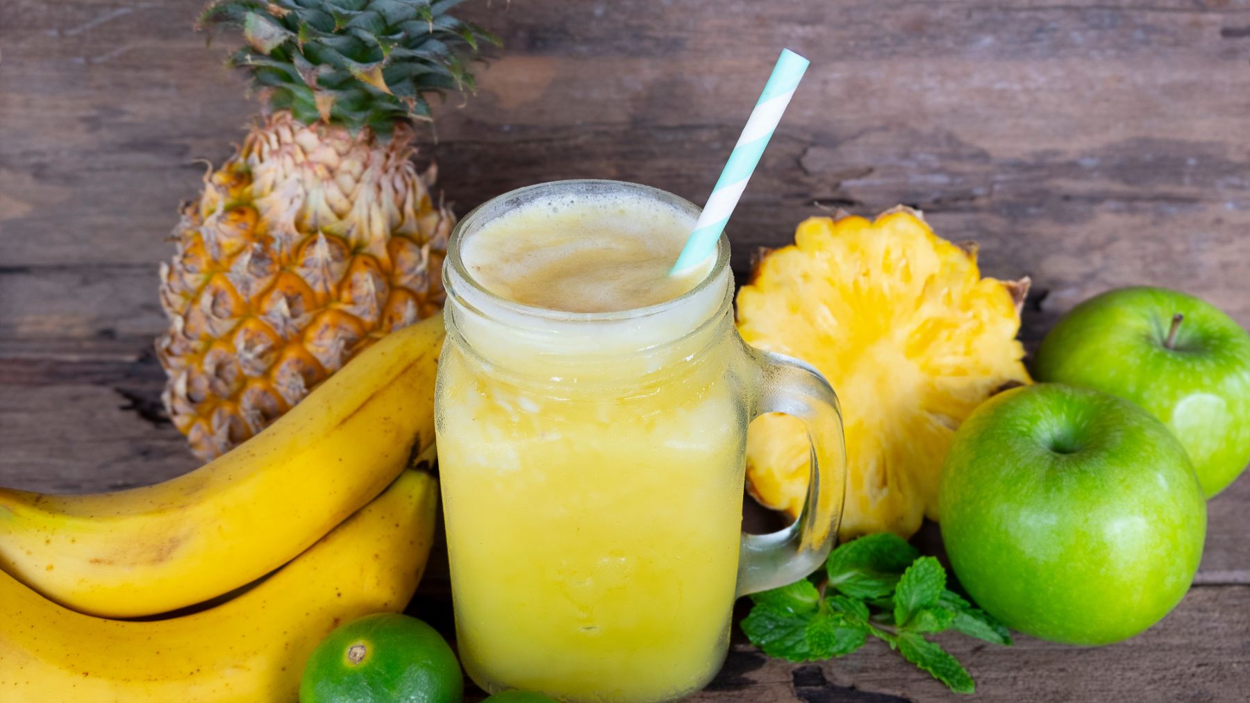 This All-Natural Smoothie Recipe Could Help Strengthen Your Ligaments and Fight Joint Pain at Any Age