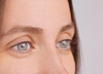 The Psychological Impact of Unwavering Eye Contact