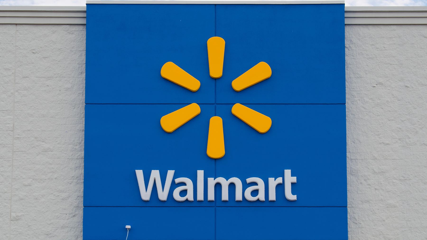 Walmart Unveils Eight Irresistible Deals Amidst Trump's Tariffs