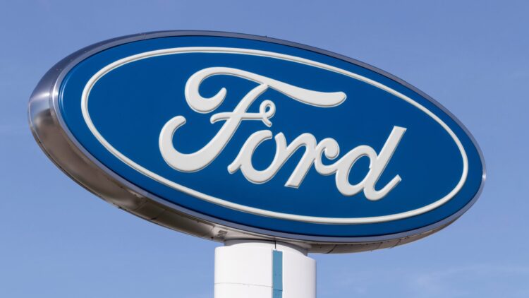 Ford and Lincoln Recall Over 450,000 Vehicles Due to Crash Risk