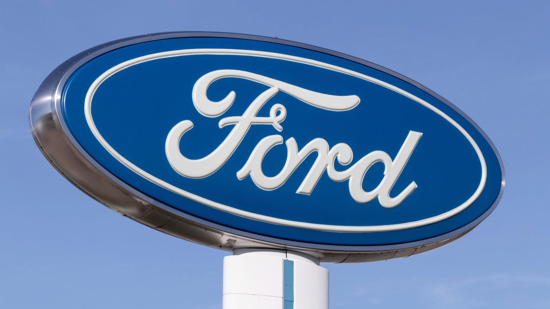 Ford and Lincoln Recall Over 450,000 Vehicles Due to Crash Risk