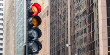 U.S. studies are implementing a four-color traffic light, and the change is radical - Designed for the era of autonomous cars, and this is how it will work