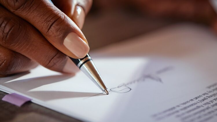 According to behavioral psychology experts, underlining your name when signing it reveals hidden personality traits