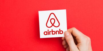 They rent an Airbnb in Egypt and when they open the shutter they discover this in front of their eyes