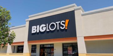Big Lots reopens 78 stores as Dollar General faces unprecedented crisis