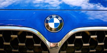 BMW buries hydrogen and launches Neue Klasse, its electric revolution to dominate the future of global mobility