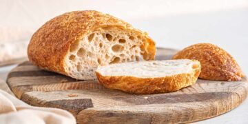 Goodbye to gummy bread - this homemade aluminum trick ensures crusty bread even after freezing