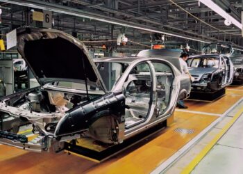 Farewell to a historic carmaker - the bankruptcy of this carmaker shakes the global market and threatens thousands of jobs