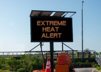 U.S. activates extreme heat alert and offers financial assistance to pay electric bill this summer