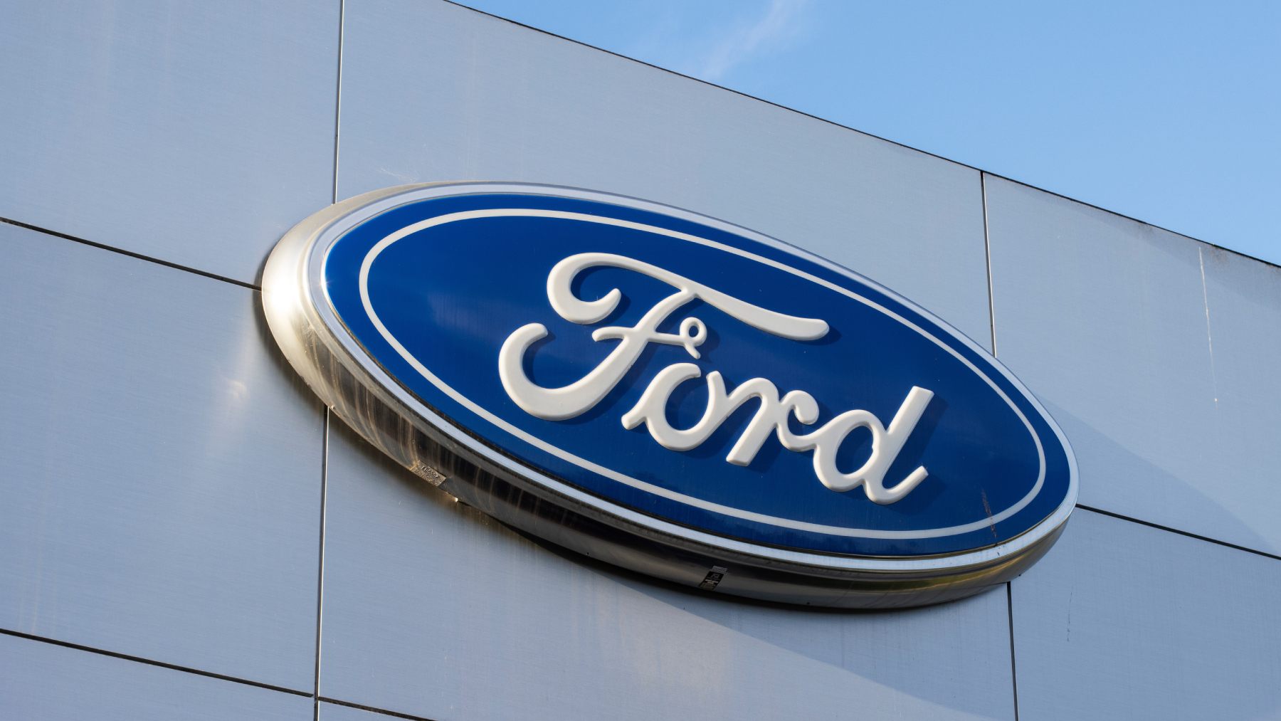Bad news for Ford drivers - emergency recall of more than half a million vehicles ordered for serious airbag and structural failures