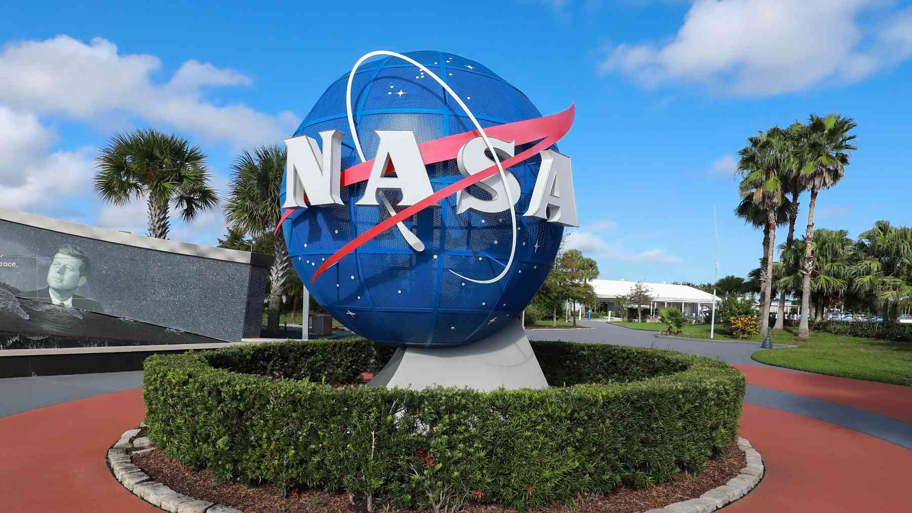 White House to replace Trump-appointed NASA administrator