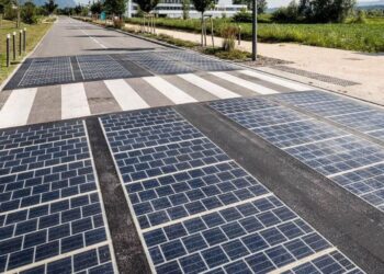 No tolls, no pollution - America inaugurates its first photovoltaic highway, marking a before and after in energy and transportation - clean energy and mobility come together in a historic project