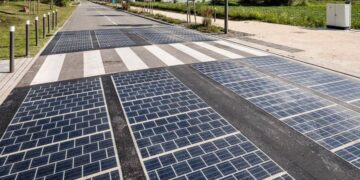 No tolls, no pollution - America inaugurates its first photovoltaic highway, marking a before and after in energy and transportation - clean energy and mobility come together in a historic project