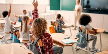 Neither exams nor constant pressure - the surprising experience of a Spanish woman studying in the U.S. and comparing the two worlds