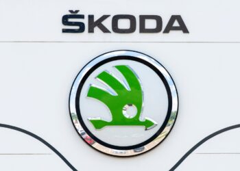 the Skoda Favorit returns as a concept car and surprises with an unexpected modern design