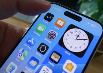 Here's what psychology recommends to give a smartphone to your child without falling into extreme control or blind confidence