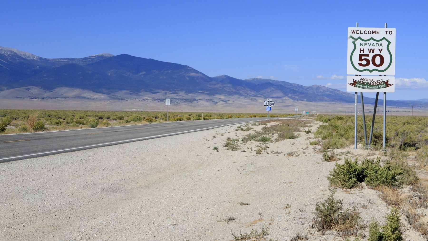 The most disconcerting road in the U.S. looks like an optical illusion and no one dares to drive on it without a second thought