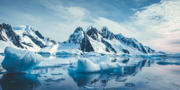 Neither ice nor fossils - the real discovery under Antarctica will leave you speechless and could affect you more than you think