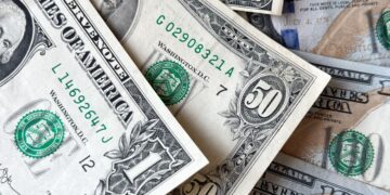 Good news for millions in the U.S. - checks up to $1,500, tax credits and refunds coming from California to New York