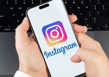 Instagram copies X (Twitter) and is already testing the button to republish other users' content - this is how the new feature will work