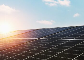 Confirmed - these new solar panels generate electricity even in dim light or indoors (and could change everything)