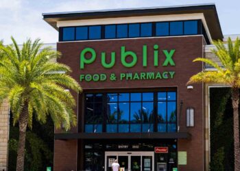 Neither Amazon nor Walmart - this famous chain will open dozens of supermarkets in 8 new states - will be its biggest expansion in years