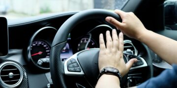 Neither anger nor stress - this is the real reason why you insult others when driving alone (and you'll be surprised)