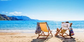 Goodbye long vacations - experts reveal why it's better to take shorter, more frequent breaks