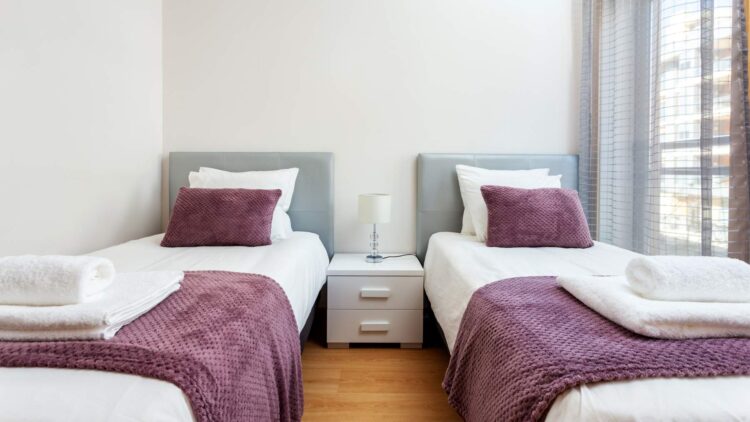 “Sleep divorce” - the trend that is revolutionizing relationships and sleep - is saving thousands of marriages