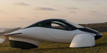 No gas, no plug - this solar car runs on sunlight and can go 1,000 miles non-stop, according to its creators