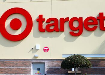 Target imposes 10-item limit on self-checkout and sparks outrage among thousands of U.S. customers