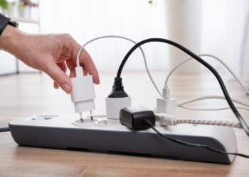 Goodbye to phantom consumption - unplugging appliances before going on vacation can save up to $20 a month