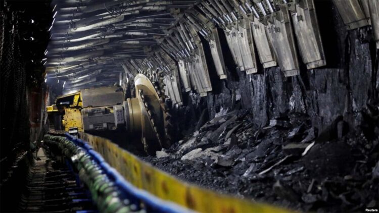 China breaks record with 94.5 GW of new coal plants in 2024, casting doubt on its climate pledges—boasts about clean energy