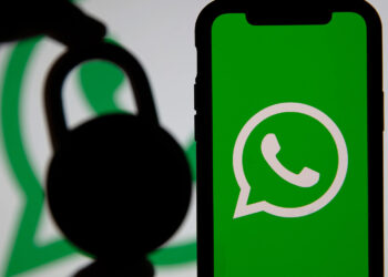 Meta responds to criticism—WhatsApp activates anti-IA restrictions, limits downloads and ends export of private messages
