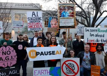 The dark side of AI—researchers warn of the risk of artificial intelligence surpassing and challenging human control