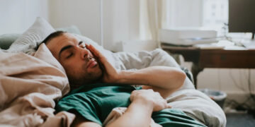 An expert confirms it—this is the real reason why you wake up feeling worse after taking a nap