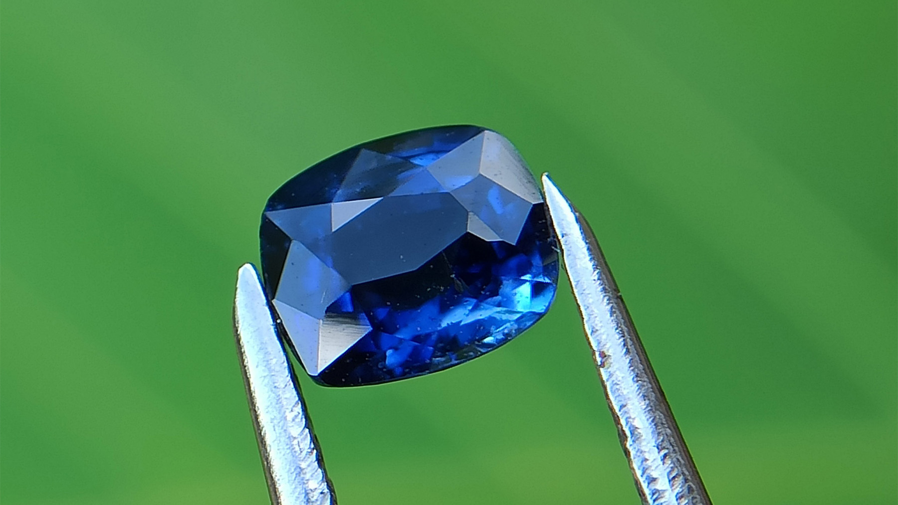 Confirmed—Montana is experiencing “blue fever” over sapphires, but the truth behind the rumors of 252 tons per hour is very different