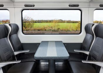 Confirmed—Irish Rail fines passengers more than €100 for listening to music or watching videos without headphones on its trains