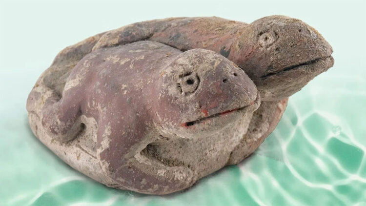 Shocking discovery in Peru—a 3,800-year-old figurine depicting two frogs joined together has been found, linked to the survival of the Caral civilization