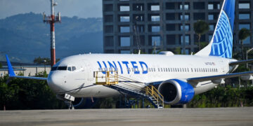 It's official—United Airlines announces an unexpected winter expansion with new routes from Newark and Houston to the US and Central America, as well as resuming key flights to Israel amid uncertainty in the aviation industry