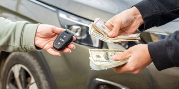 He bought a BMW on Facebook Marketplace, and hours later, the seller himself pointed a gun at him to steal it in Queens—it was the fault of the AirTag