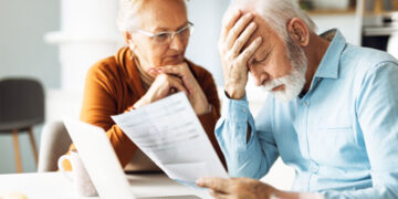 Bad news for retirees in the US—experts confirm that expenses are not going down, and these are the bills that are ruining retirement