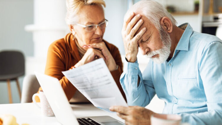 Bad news for retirees in the US—experts confirm that expenses are not going down, and these are the bills that are ruining retirement
