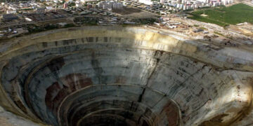 A journey to the center of the Earth—China drills more than 10 km into Shenditake 1 and reveals never-before-seen geological layers