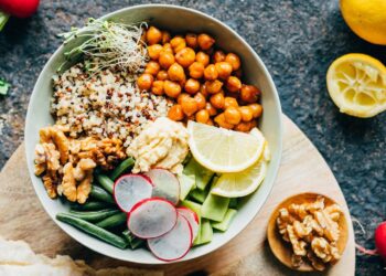 Say goodbye to excess meat—replacing part of your diet with legumes, nuts, tofu, and soy beverages reduces the risk of chronic diseases and improves life expectancy
