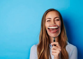 Goodbye to the myth of smiling—psychology reveals that forcing a smile can damage your emotional well-being and does not always make you happier